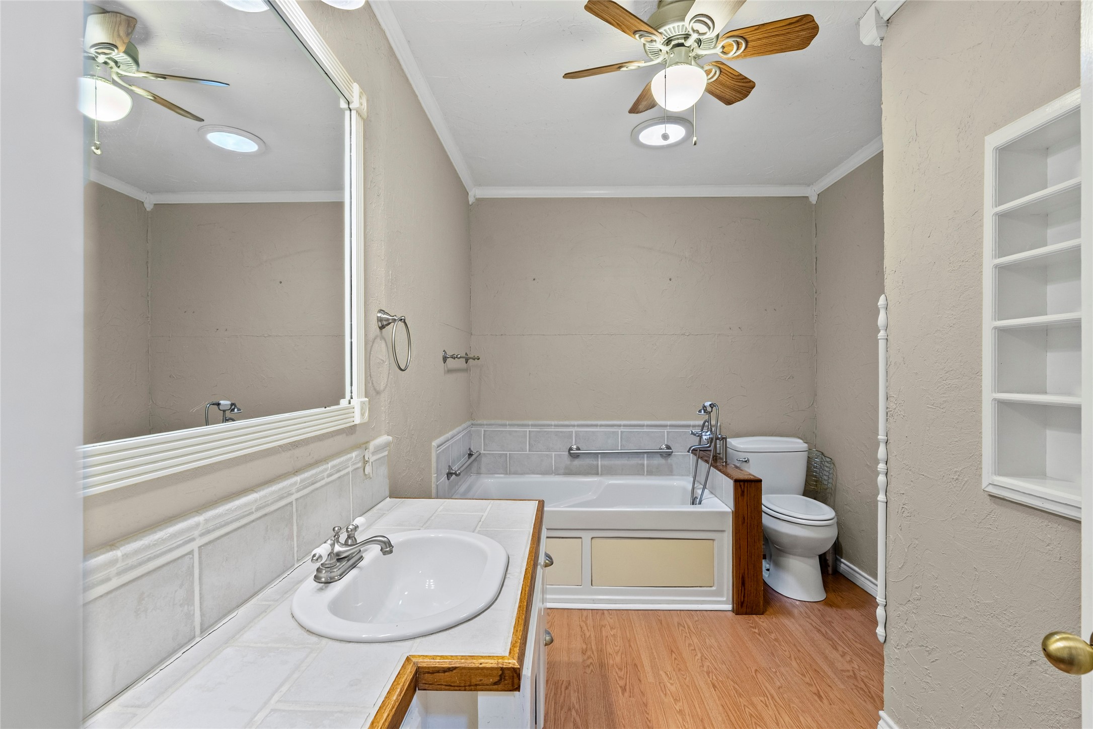 2823 Laurel Lane Commerce TX 75428