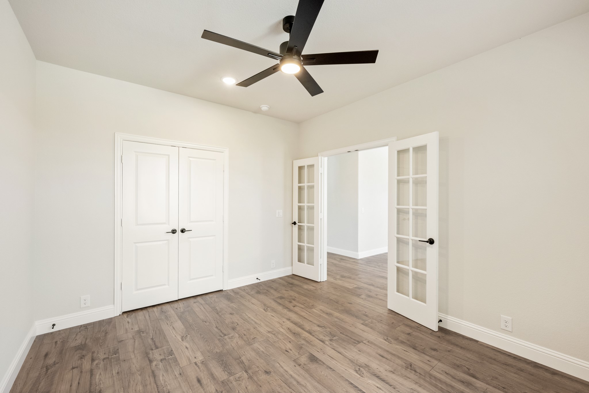 721 Seahawk Street Joshua TX 76058