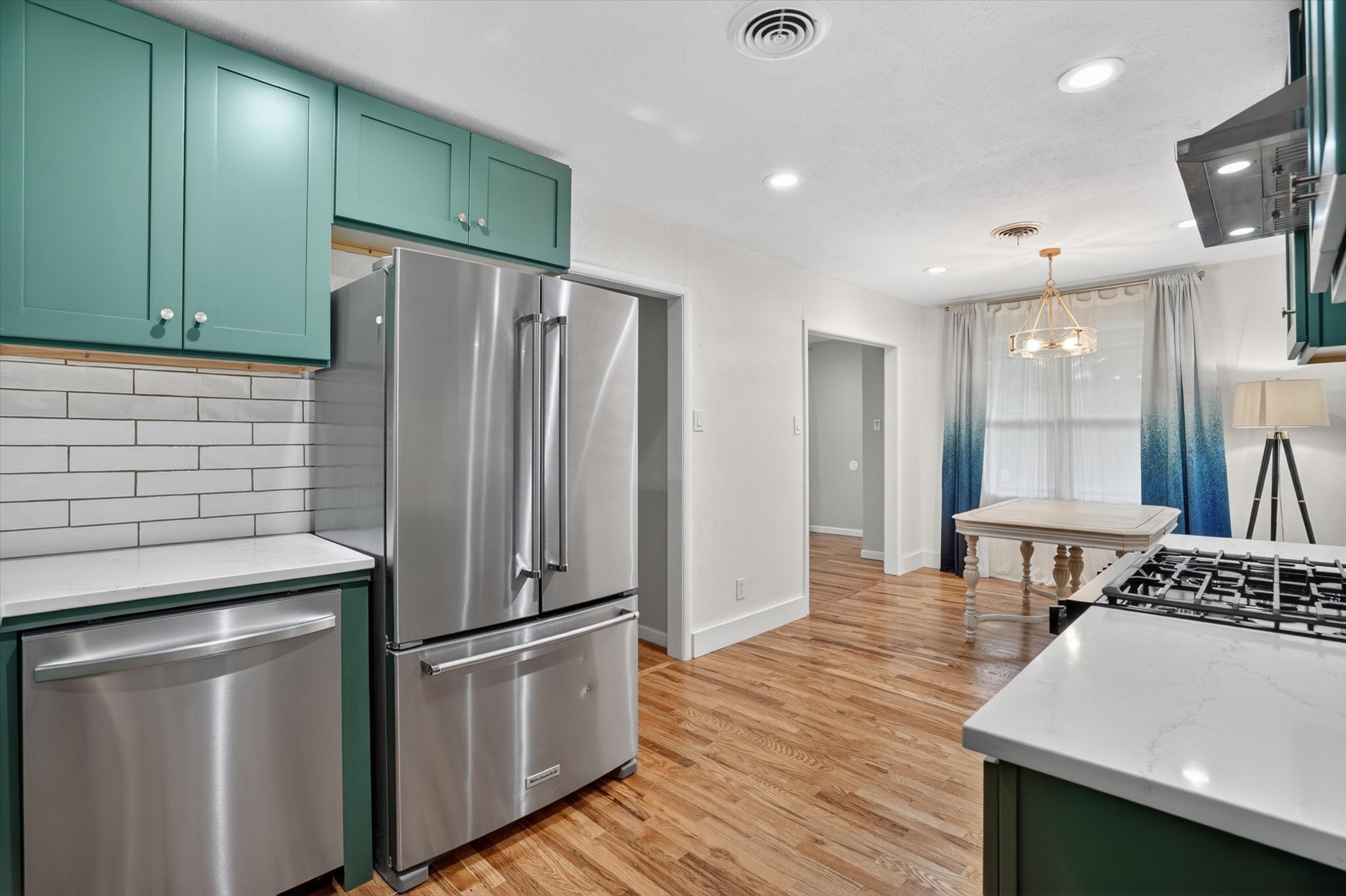 1008 Zelda Drive Hurst TX 76053