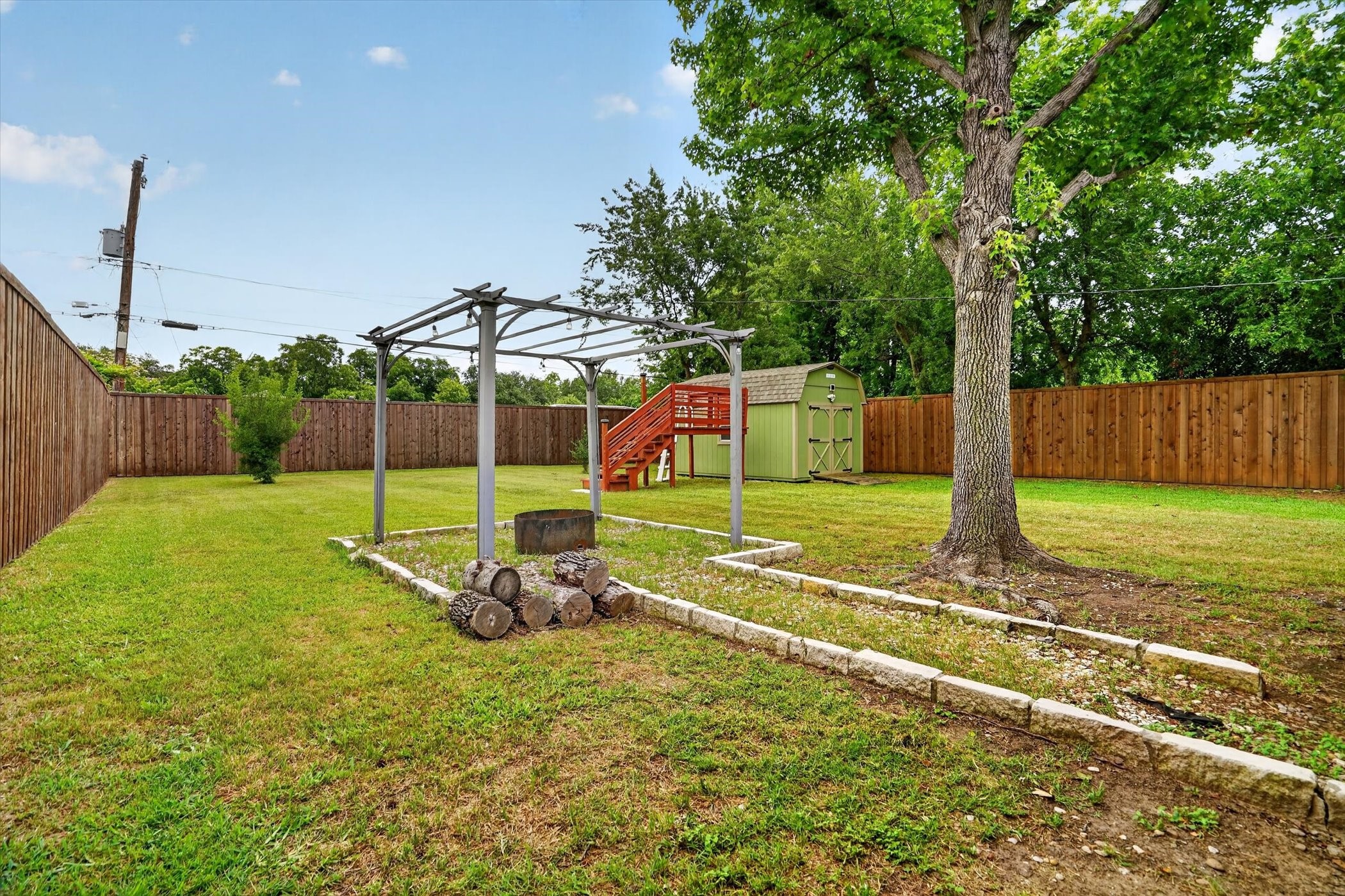 1008 Zelda Drive Hurst TX 76053