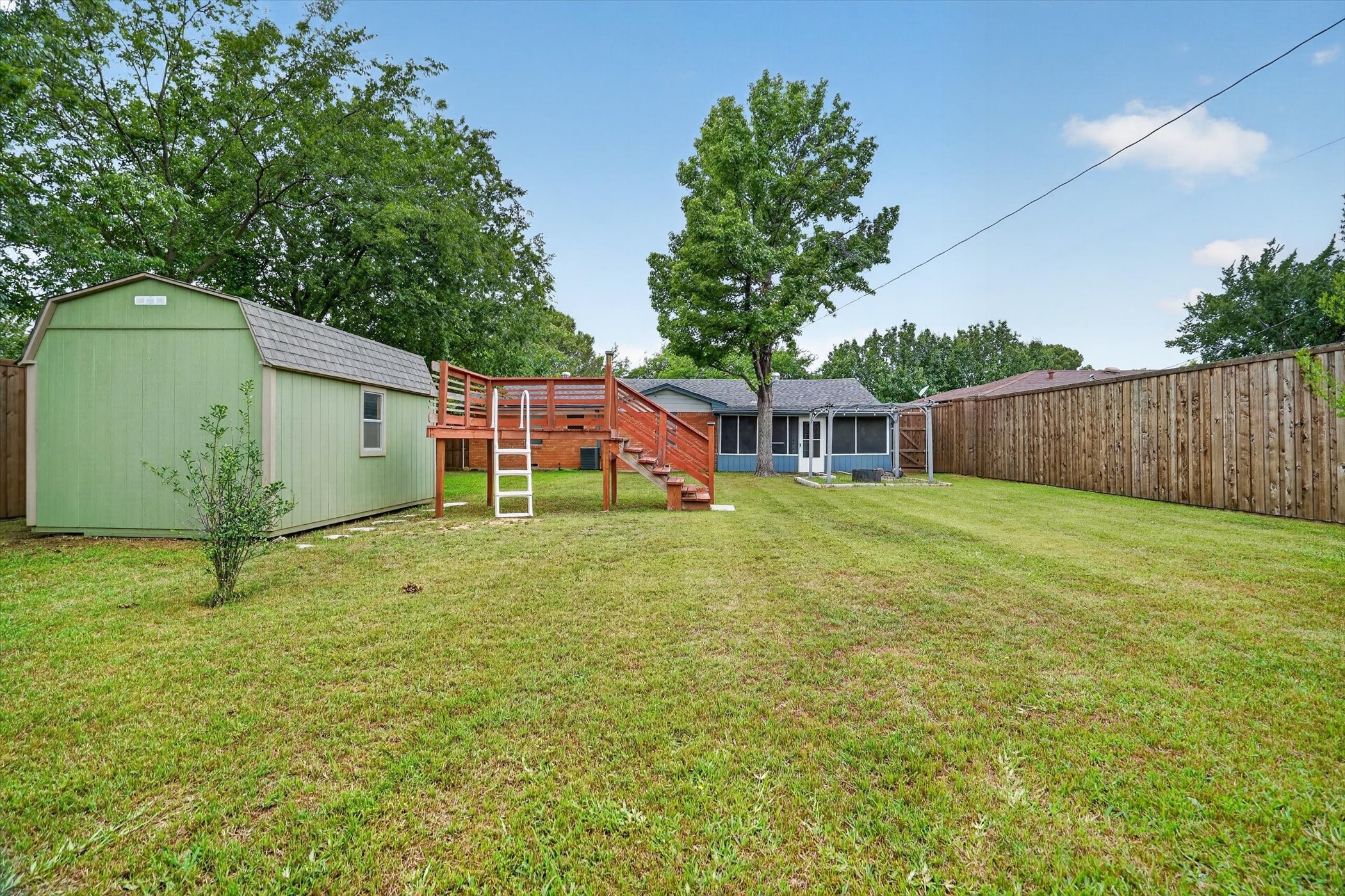 1008 Zelda Drive Hurst TX 76053