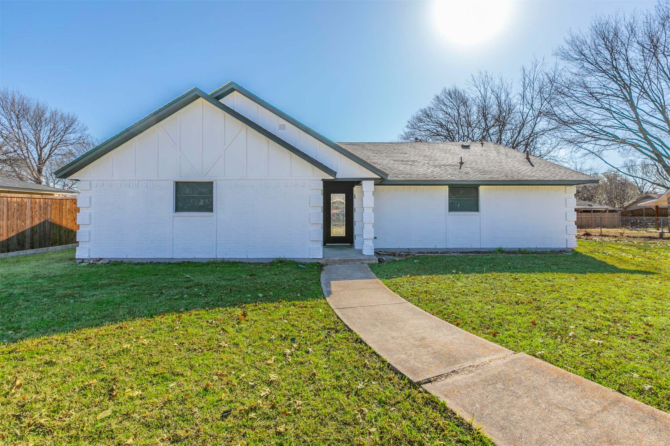 1814 Crystal Springs Drive Duncanville TX 75137