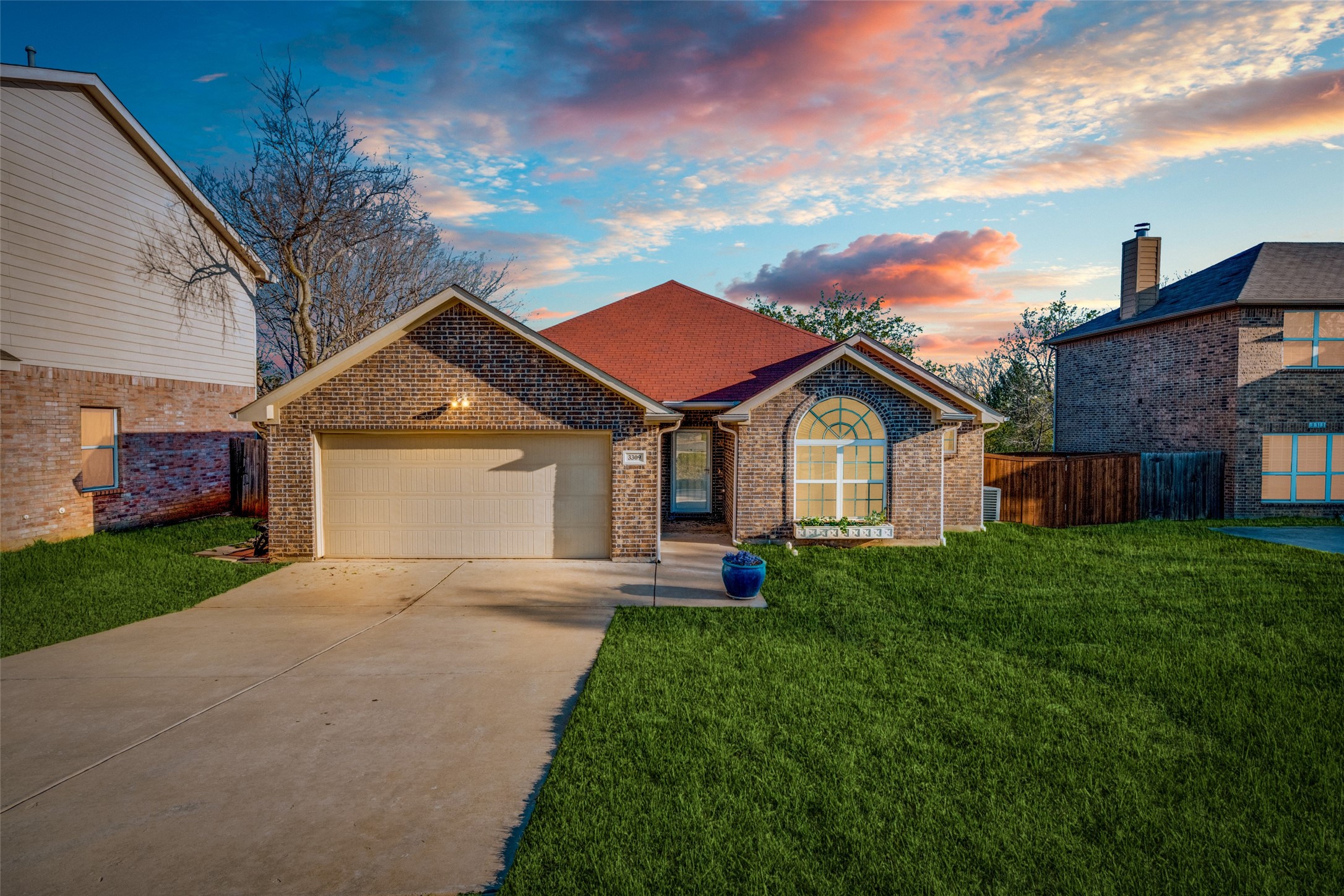 3309 Anysa Lane Denton TX 76209