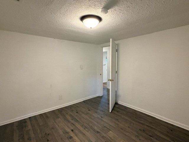 927 W Baker Street Denison TX 75020