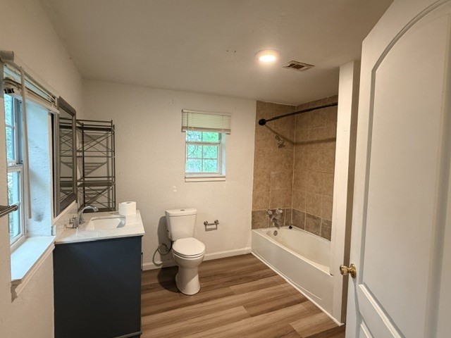 927 W Baker Street Denison TX 75020