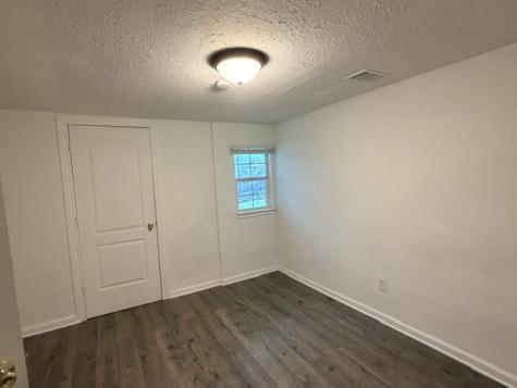 927 W Baker Street Denison TX 75020