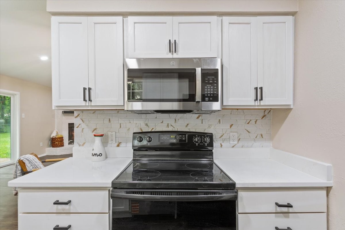 329 Applewood Lane Hewitt TX 76643