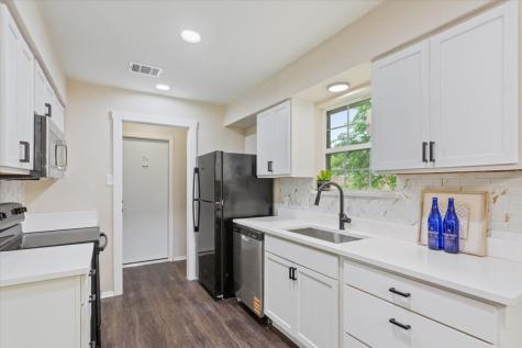 329 Applewood Lane Hewitt TX 76643