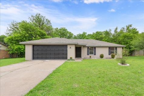 329 Applewood Lane Hewitt TX 76643