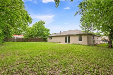 329 Applewood Lane Hewitt TX 76643