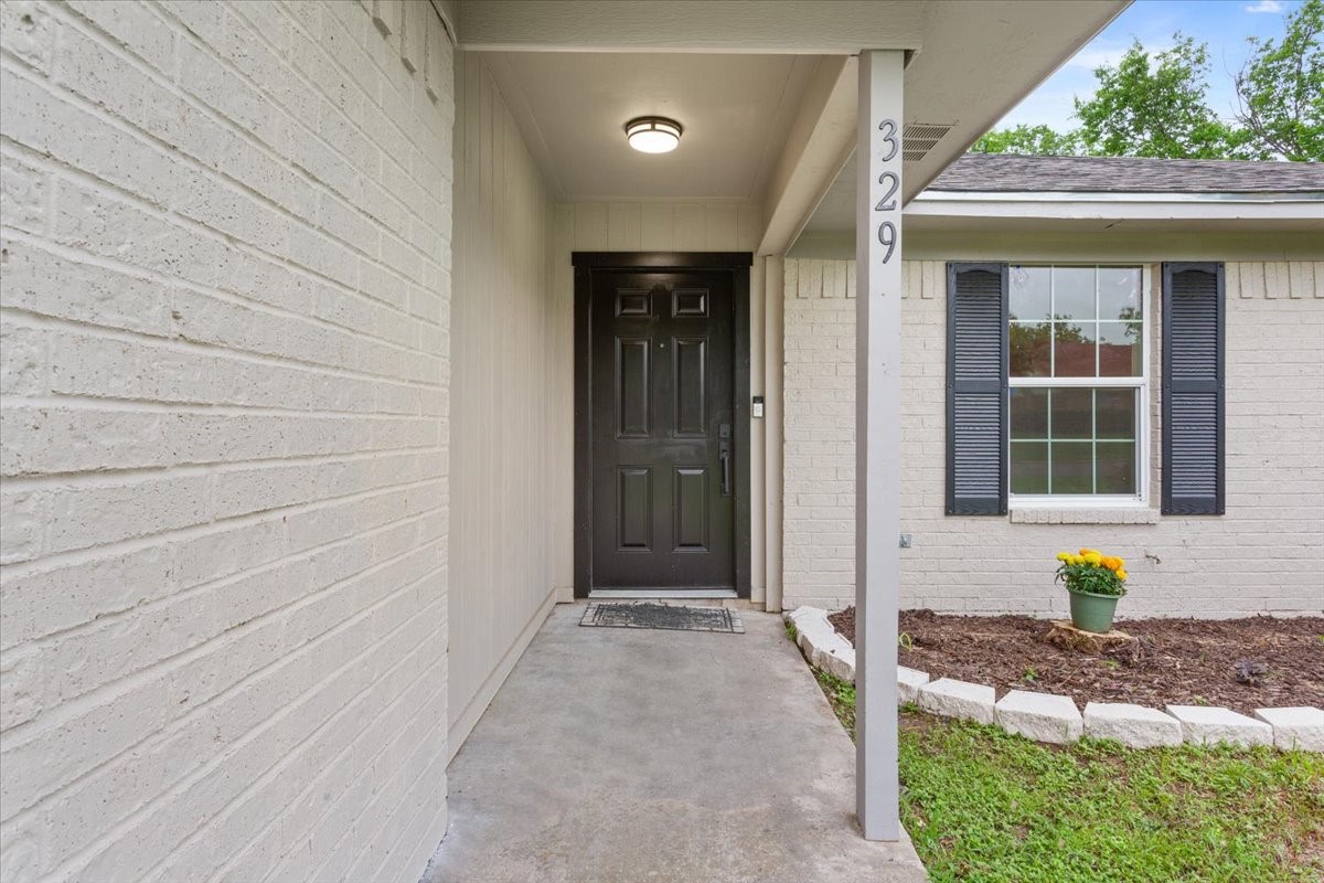 329 Applewood Lane Hewitt TX 76643