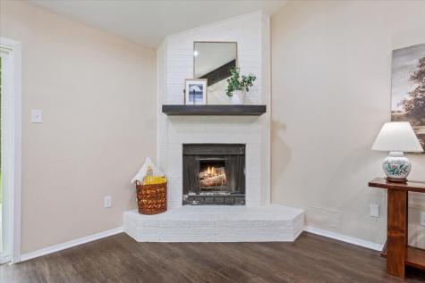 329 Applewood Lane Hewitt TX 76643
