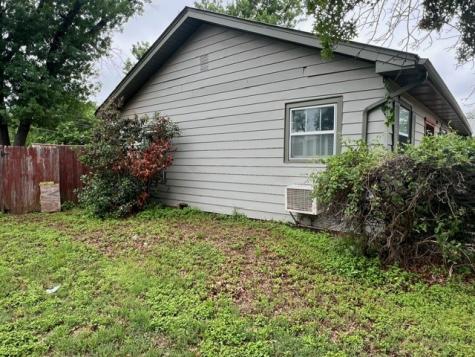 1305 W Elliott Street Breckenridge TX 76424