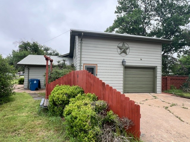 1305 W Elliott Street Breckenridge TX 76424