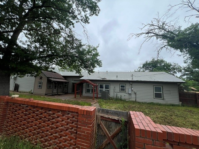 1305 W Elliott Street Breckenridge TX 76424