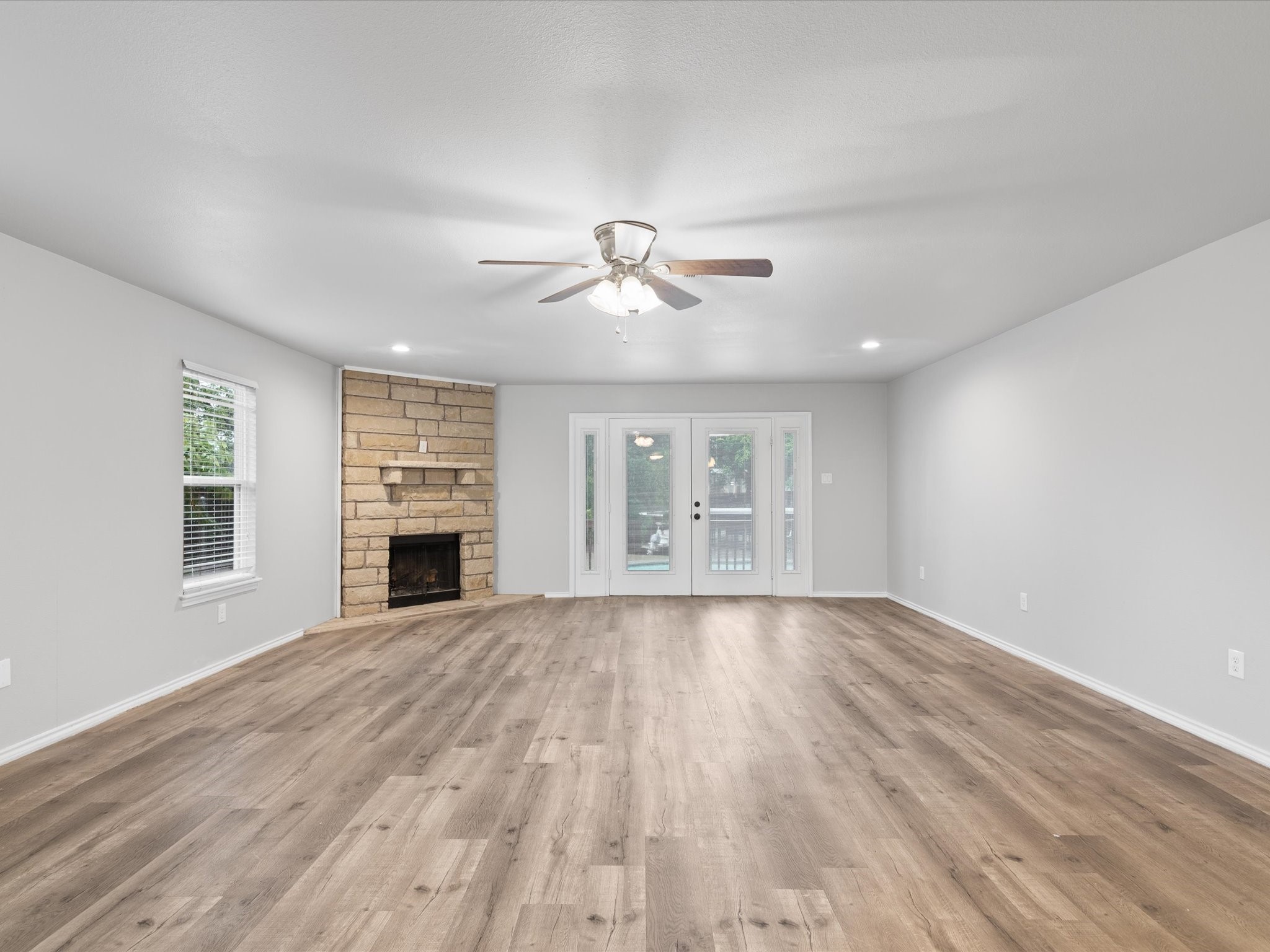 4404 W Fernwood Court Granbury TX 76049