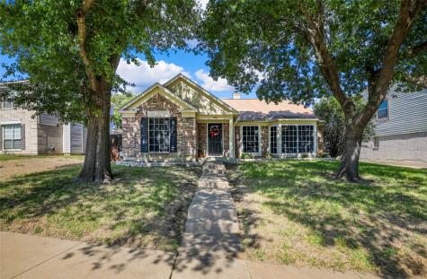 868 Chaparral Drive Grand Prairie TX 75052