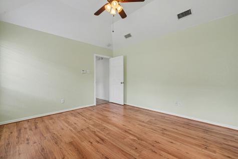 1516 Clover Lane Granbury TX 76048