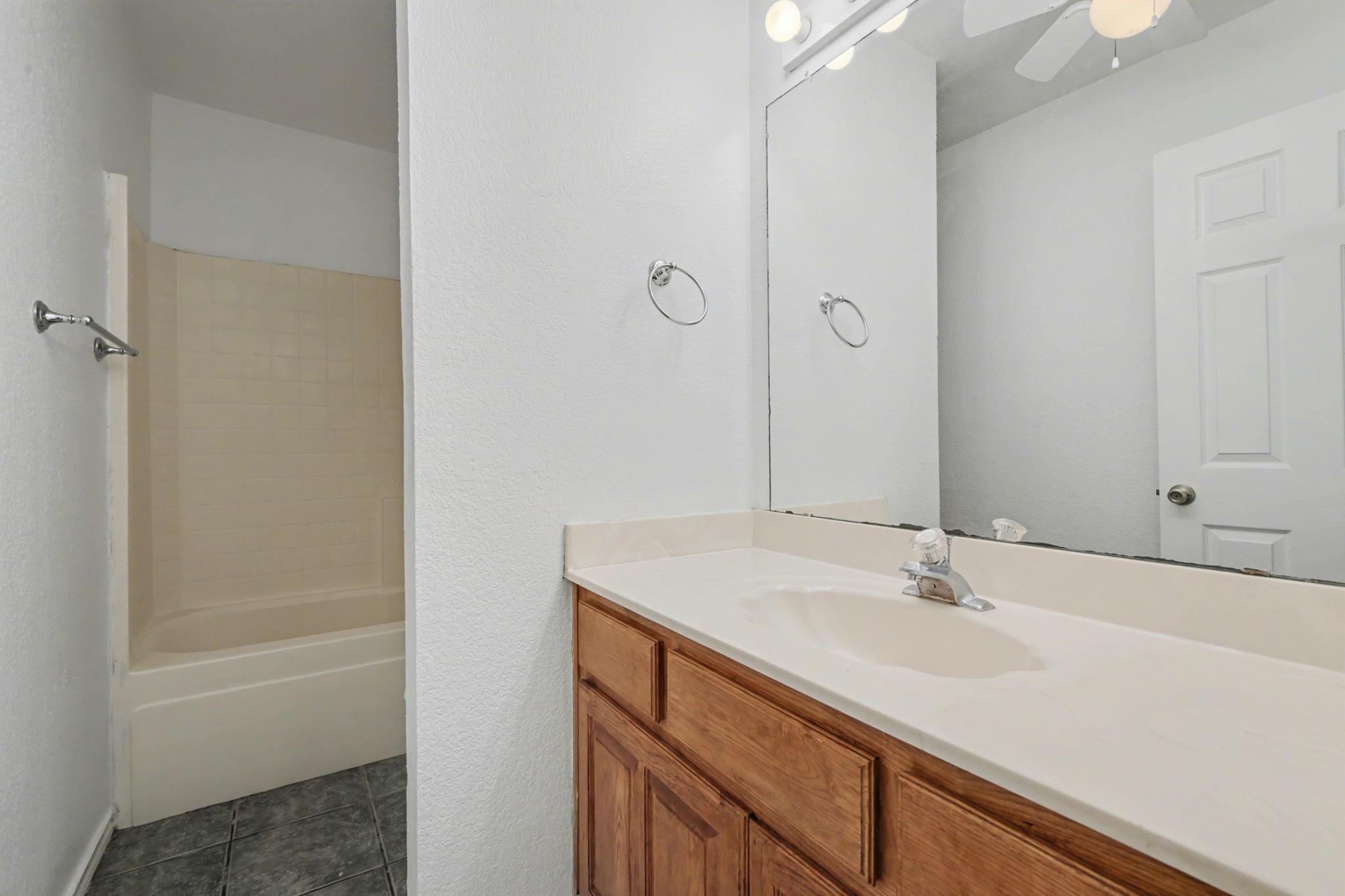 1516 Clover Lane Granbury TX 76048