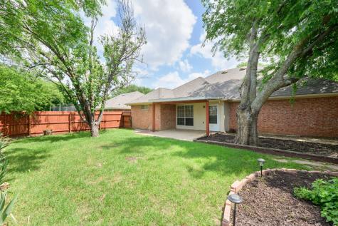 1516 Clover Lane Granbury TX 76048