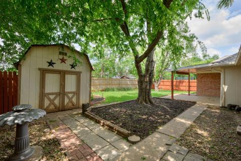 1516 Clover Lane Granbury TX 76048