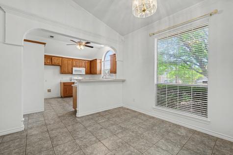 1516 Clover Lane Granbury TX 76048