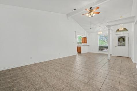 1516 Clover Lane Granbury TX 76048