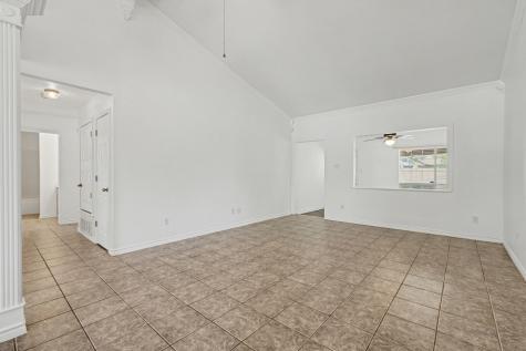 1516 Clover Lane Granbury TX 76048