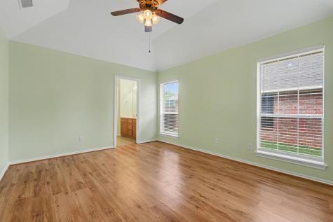 1516 Clover Lane Granbury TX 76048