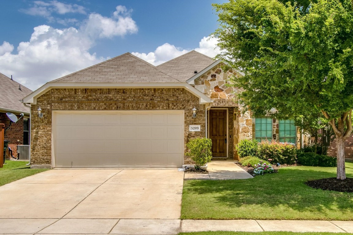 5209 Bluewater Drive Frisco TX 75036