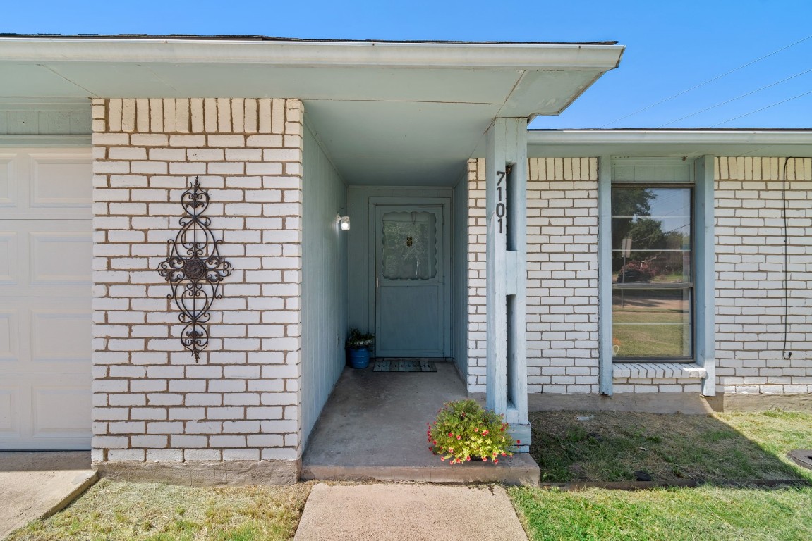 7101 Christie Lane Dallas TX 75249