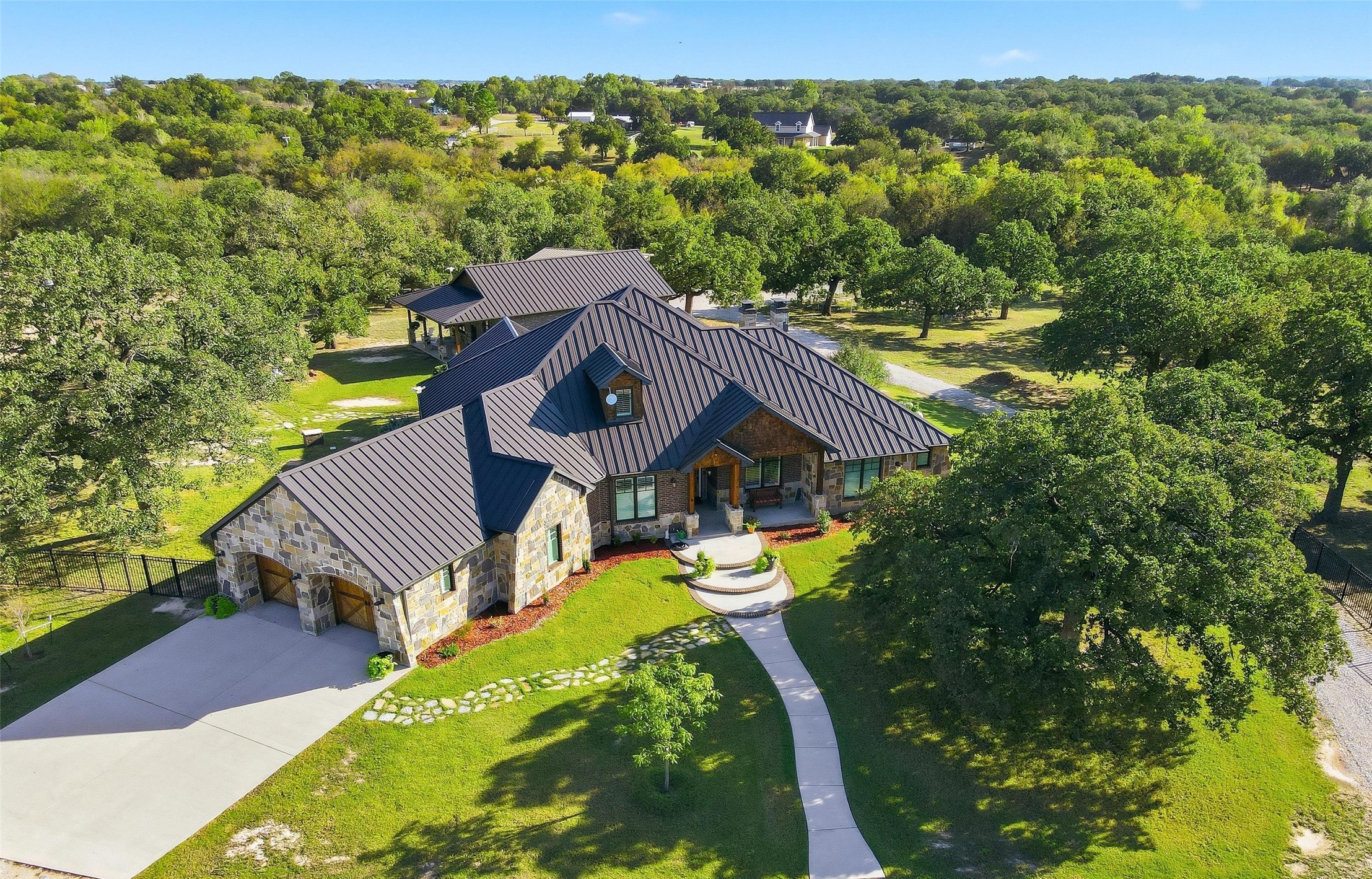 179 Private Road 4590 Boyd TX 76023