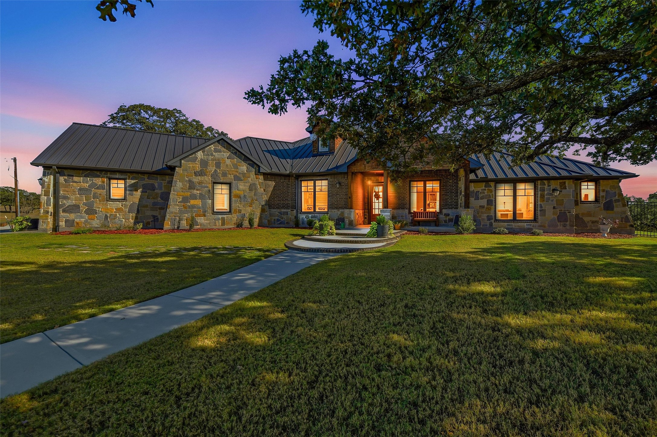 179 Private Road 4590 Boyd TX 76023