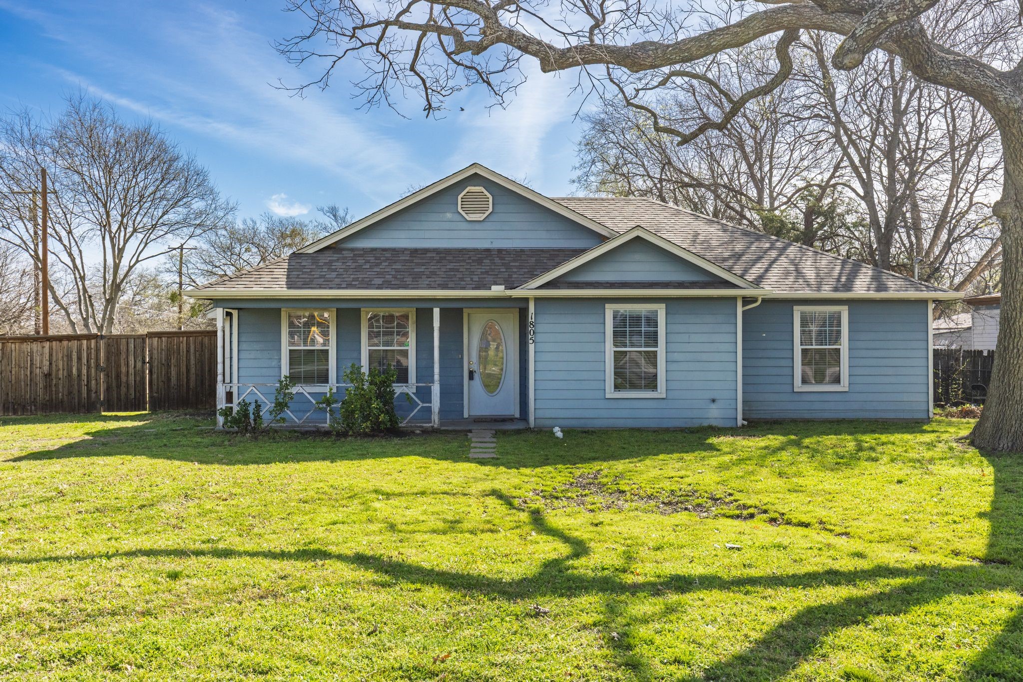 1805 Walnut Street Greenville TX 75401