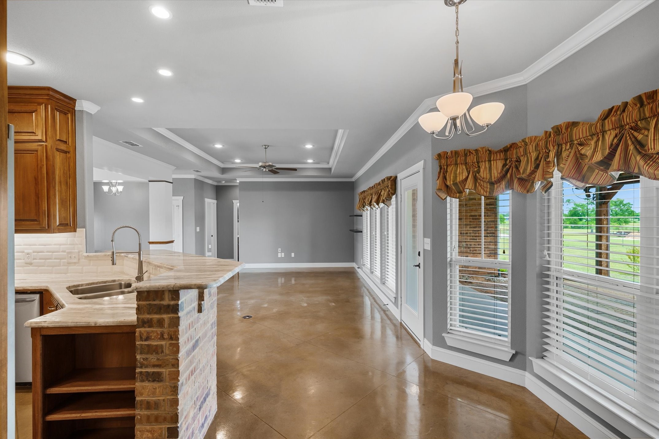 2689 Vz County Road 2511 Canton TX 75103
