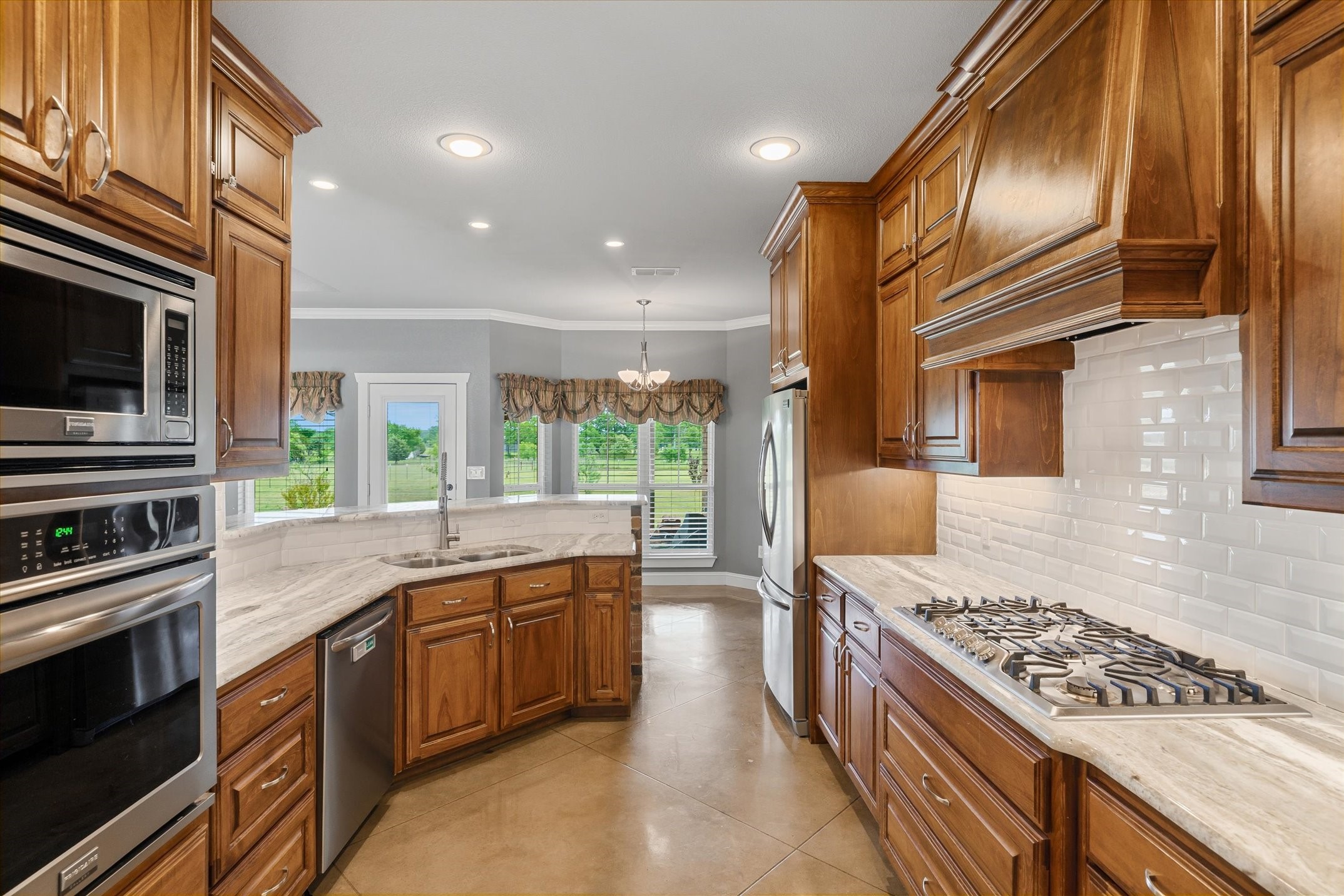 2689 Vz County Road 2511 Canton TX 75103