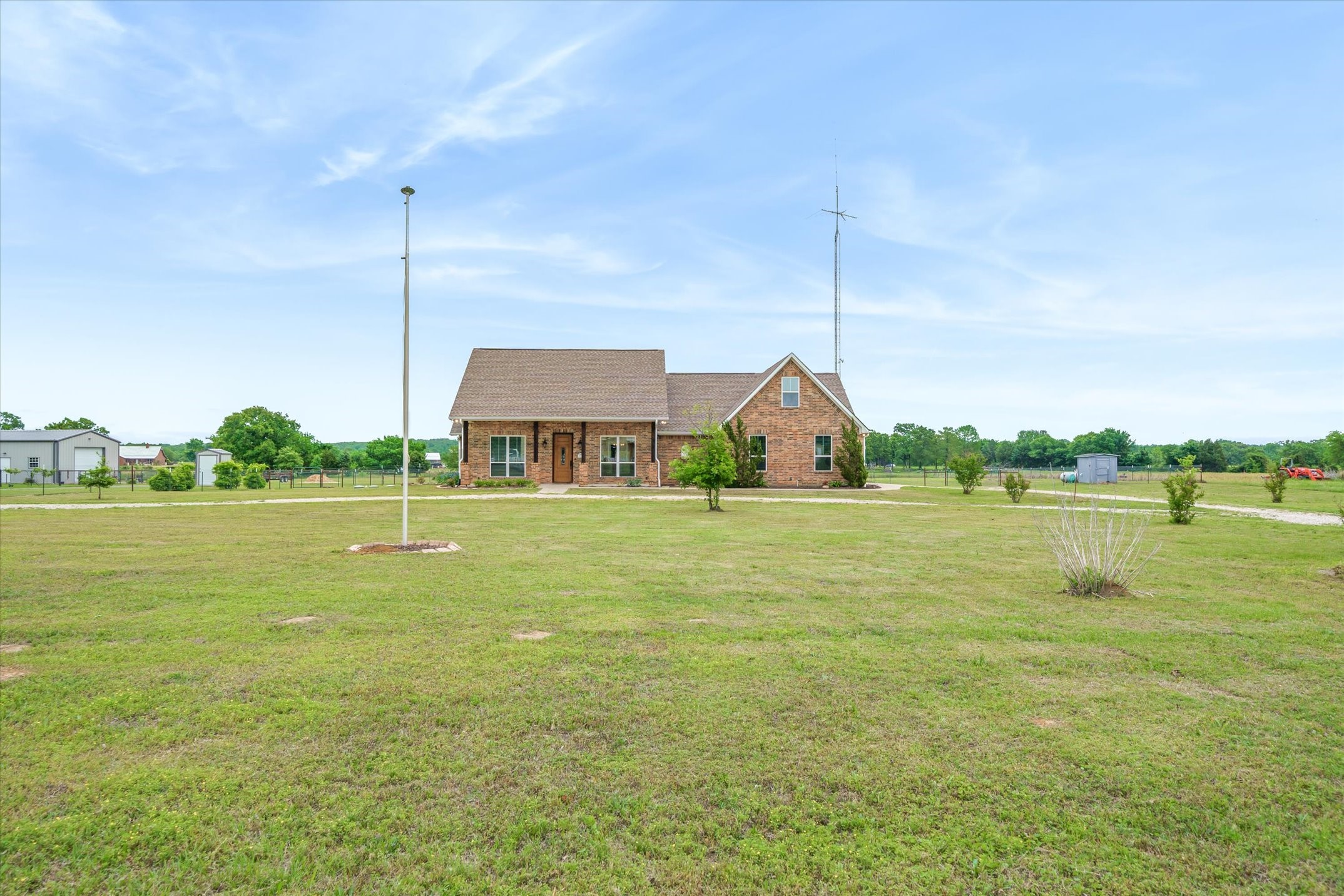2689 Vz County Road 2511 Canton TX 75103