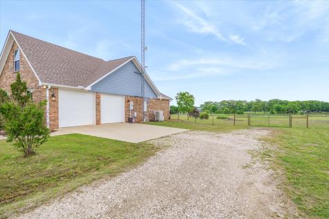 2689 Vz County Road 2511 Canton TX 75103