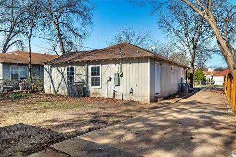 2522 W Clarendon Drive Dallas TX 75211