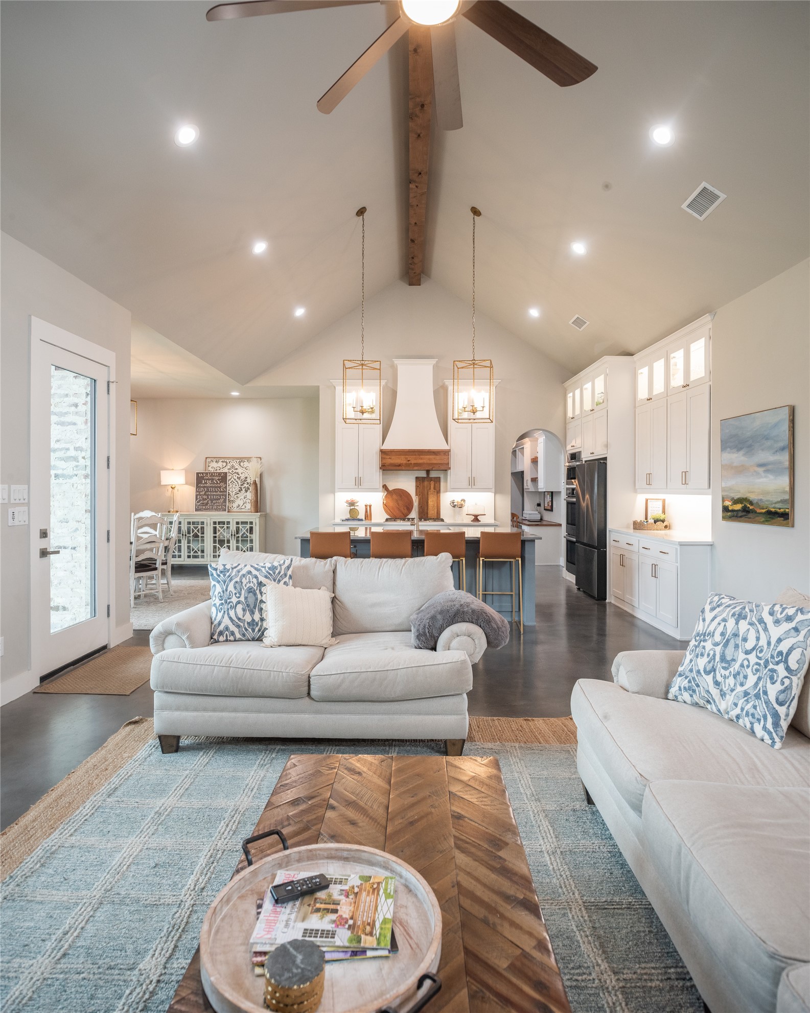 1401 Hunt Road Gunter TX 75058