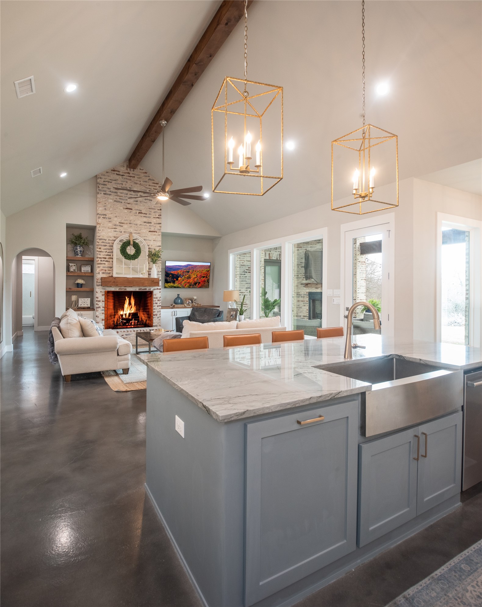1401 Hunt Road Gunter TX 75058