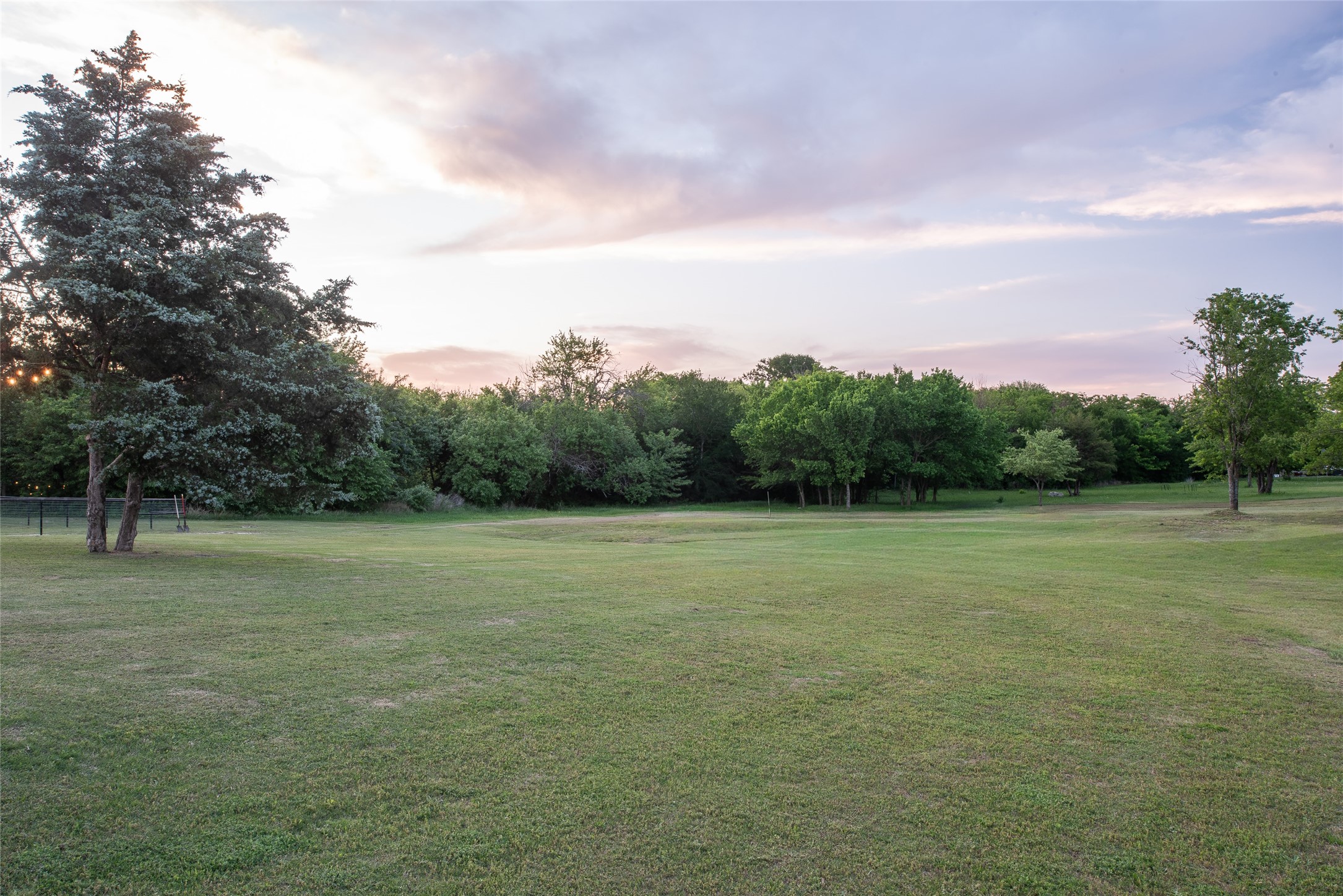 1401 Hunt Road Gunter TX 75058