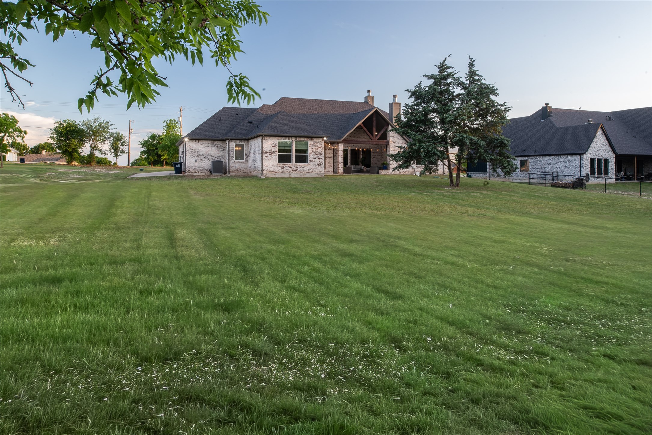 1401 Hunt Road Gunter TX 75058