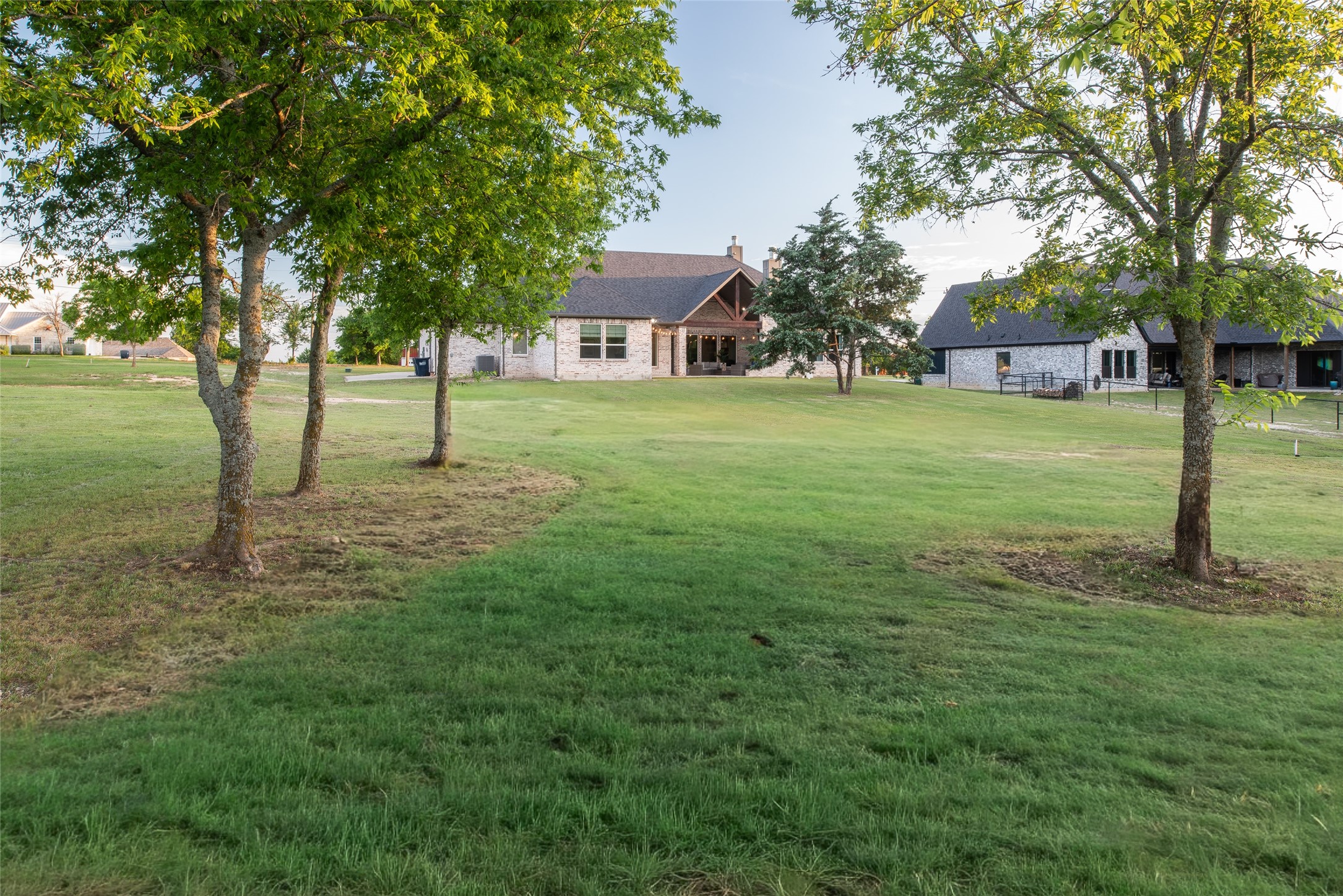 1401 Hunt Road Gunter TX 75058