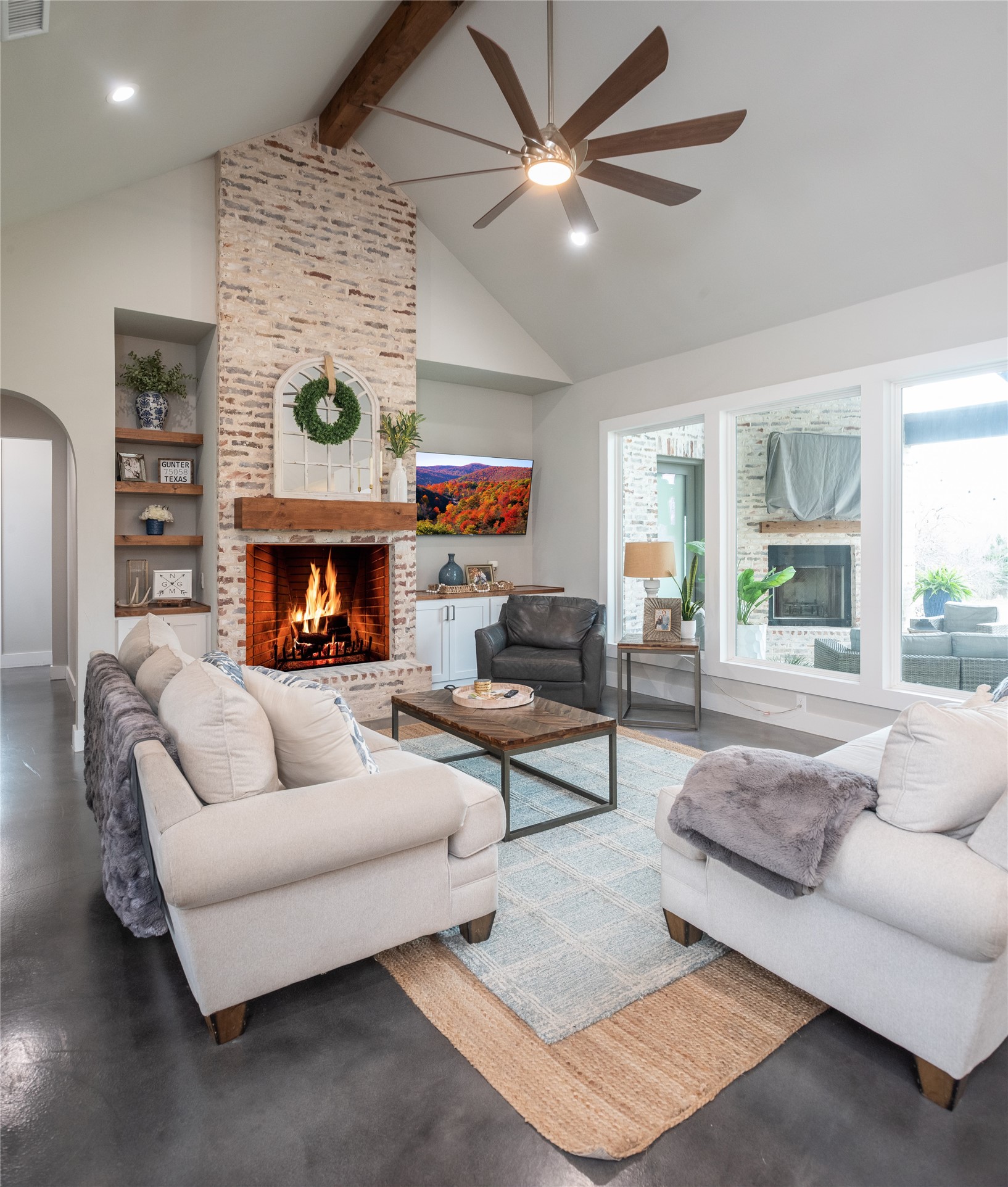 1401 Hunt Road Gunter TX 75058