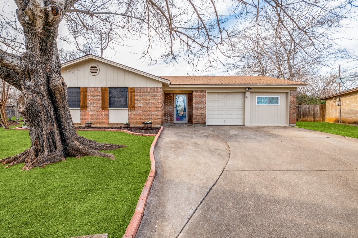 6051 Hill Court Watauga TX 76148