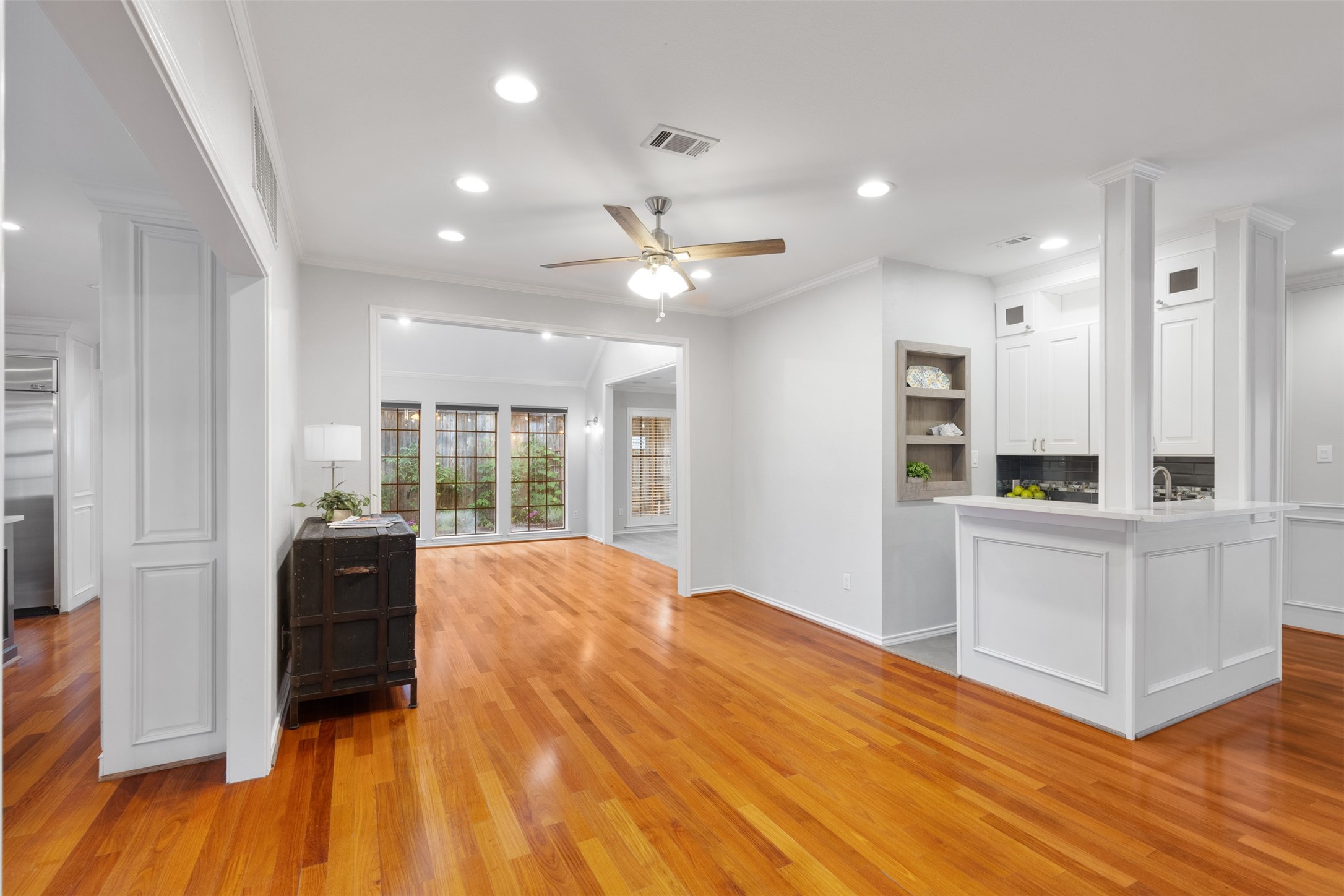 9604 Robin Meadow Drive Dallas TX 75243