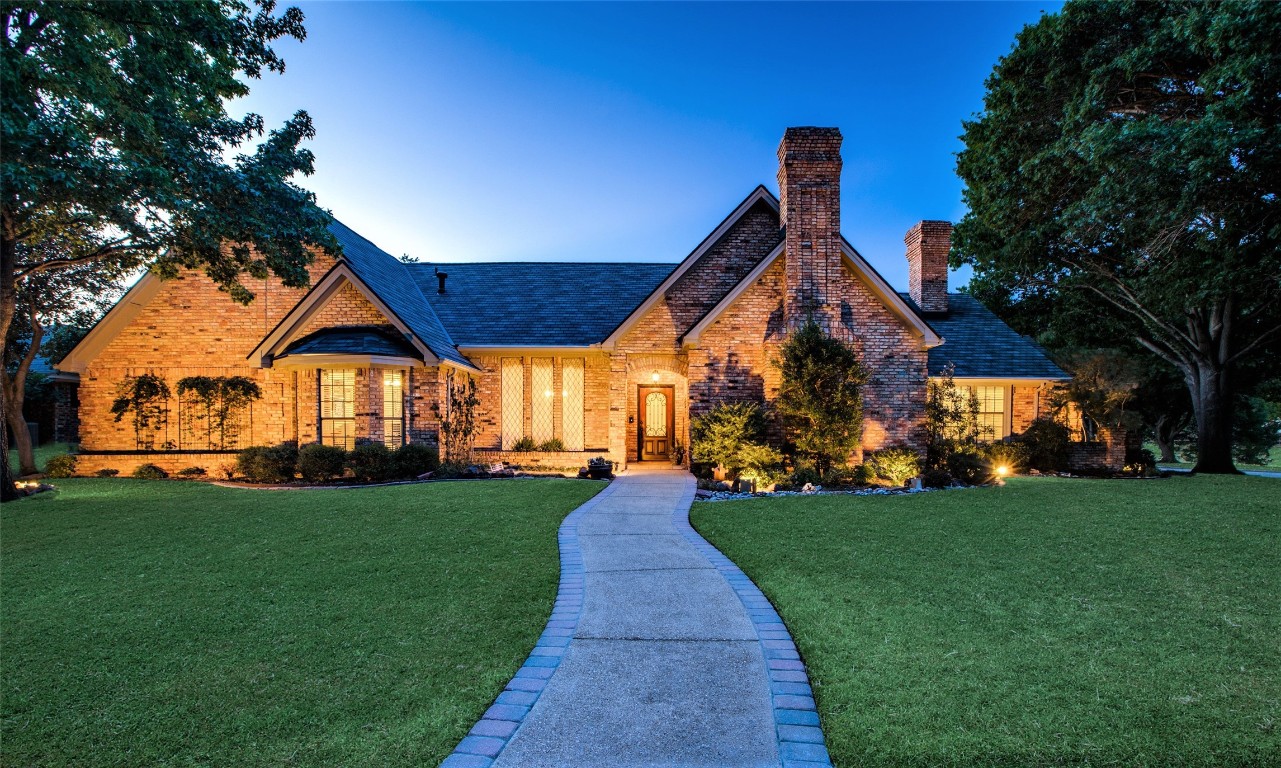 1605 Lake Crest Lane Plano TX 75023