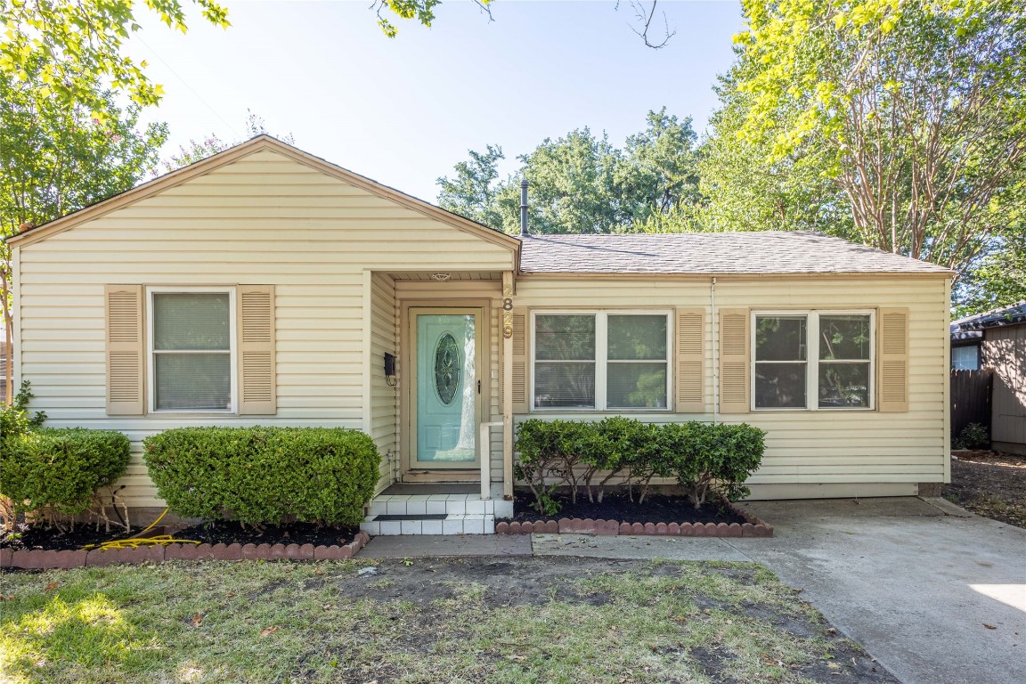 2829 S Hills Avenue Fort Worth TX 76109
