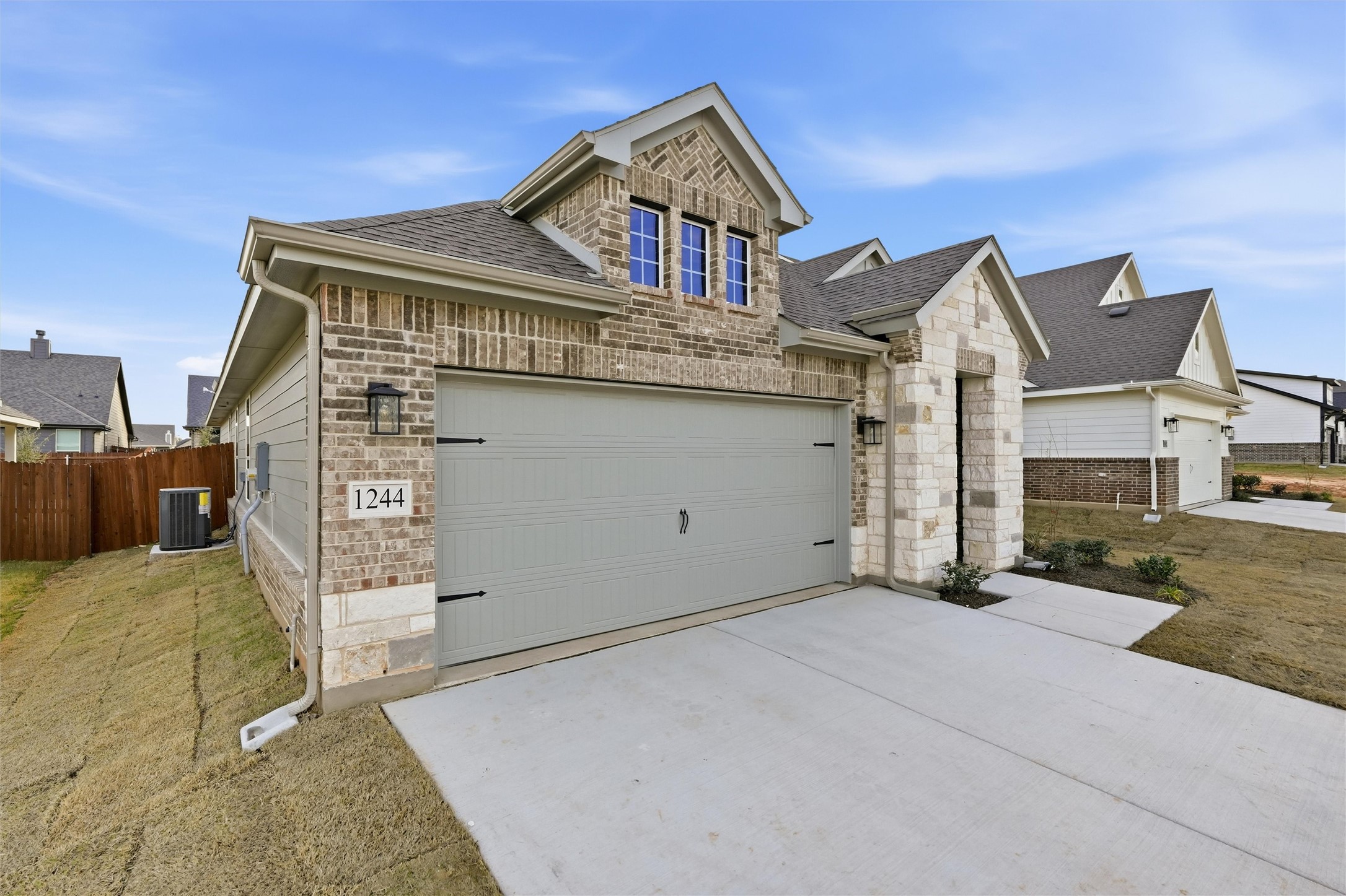 1244 Sabine River Lane Springtown TX 76082